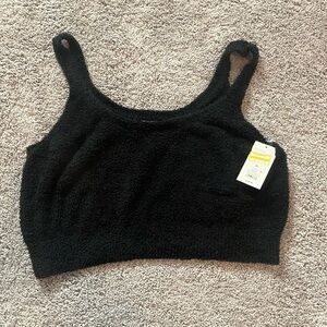 Super soft stars Above black cropped tank - Size XL